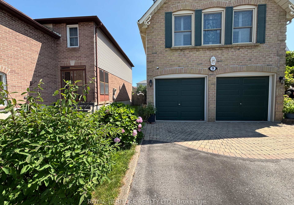 9-dowers-drive-ajax-ontario-e13607436