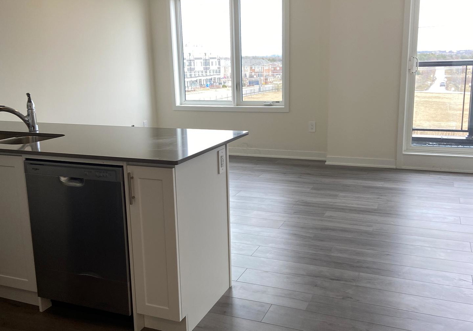 1695-dersan-street-pickering-ontario-e13607916