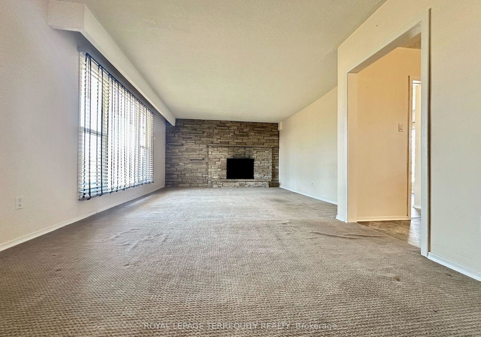 1775-bowmanville-avenue-e-clarington-ontario-e13609872