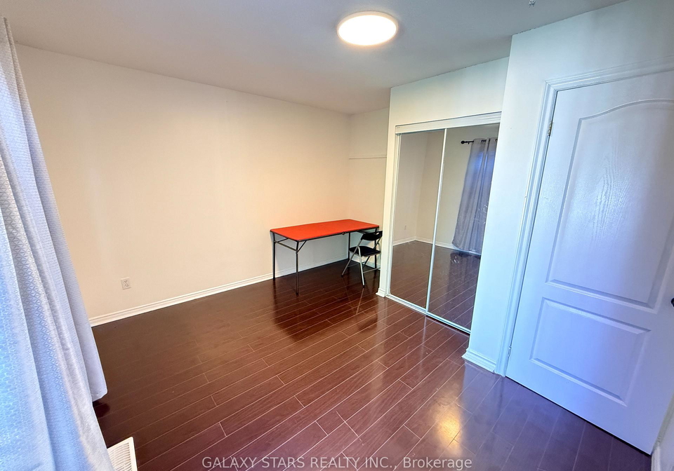 62-rainbow-ridge-avenue-toronto-scarborough-ontario-e13610466