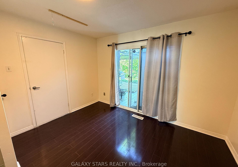 62-rainbow-ridge-avenue-toronto-scarborough-ontario-e13610466