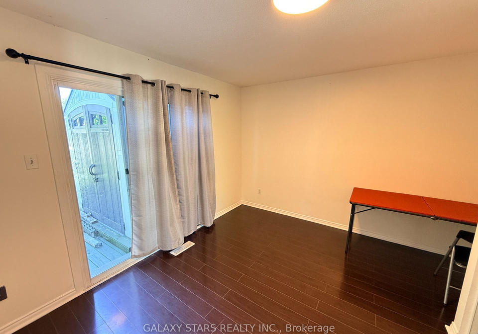 62-rainbow-ridge-avenue-toronto-scarborough-ontario-e13610466