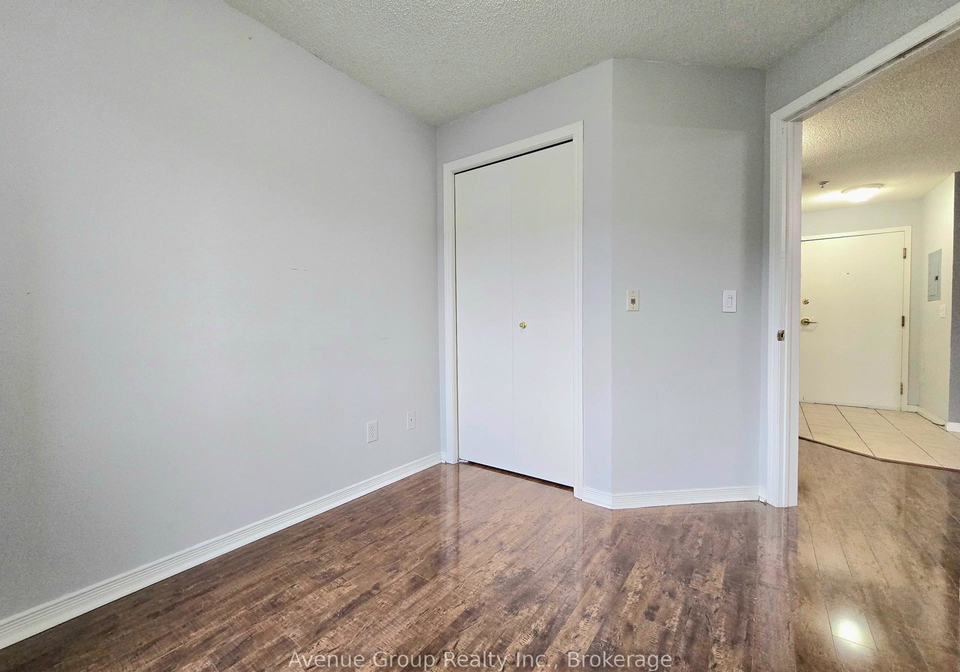 684-warden-avenue-toronto-scarborough-ontario-e13610824