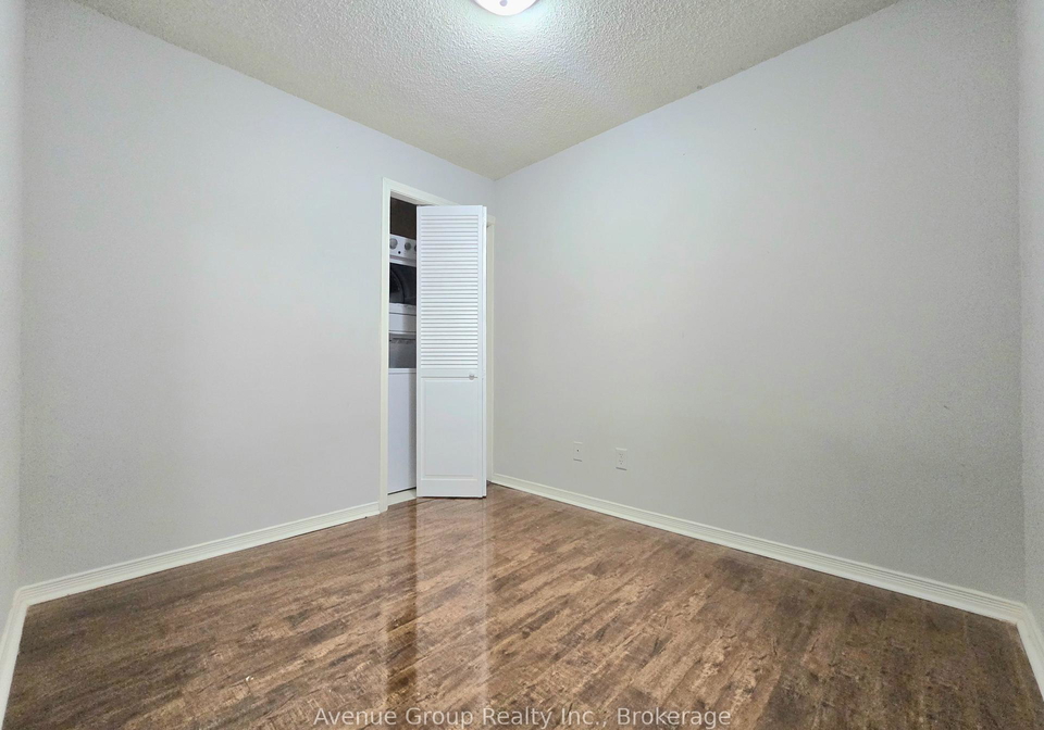 684-warden-avenue-toronto-scarborough-ontario-e13610828