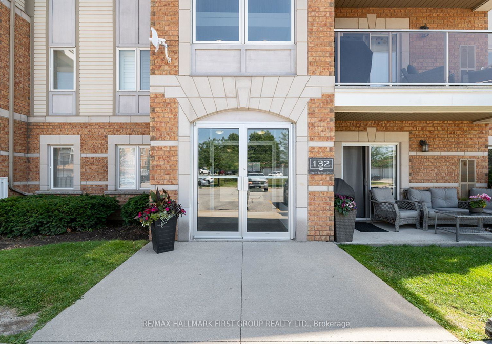 132-aspen-springs-drive-clarington-ontario-e13611464