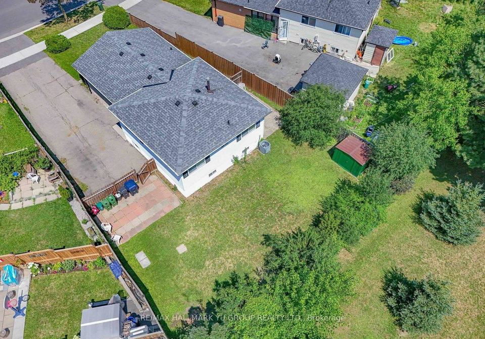 9-foregate-avenue-toronto-scarborough-ontario-e13611574