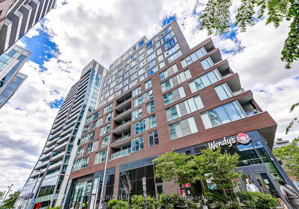 30-baseball-place-toronto-toronto-ontario-e13612692