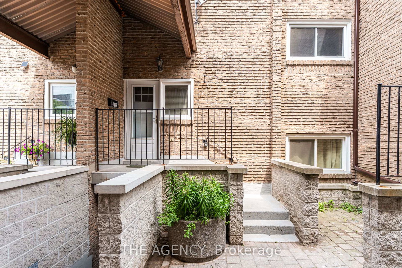 50-scarborough-golf-club-road-toronto-scarborough-ontario-e13612830