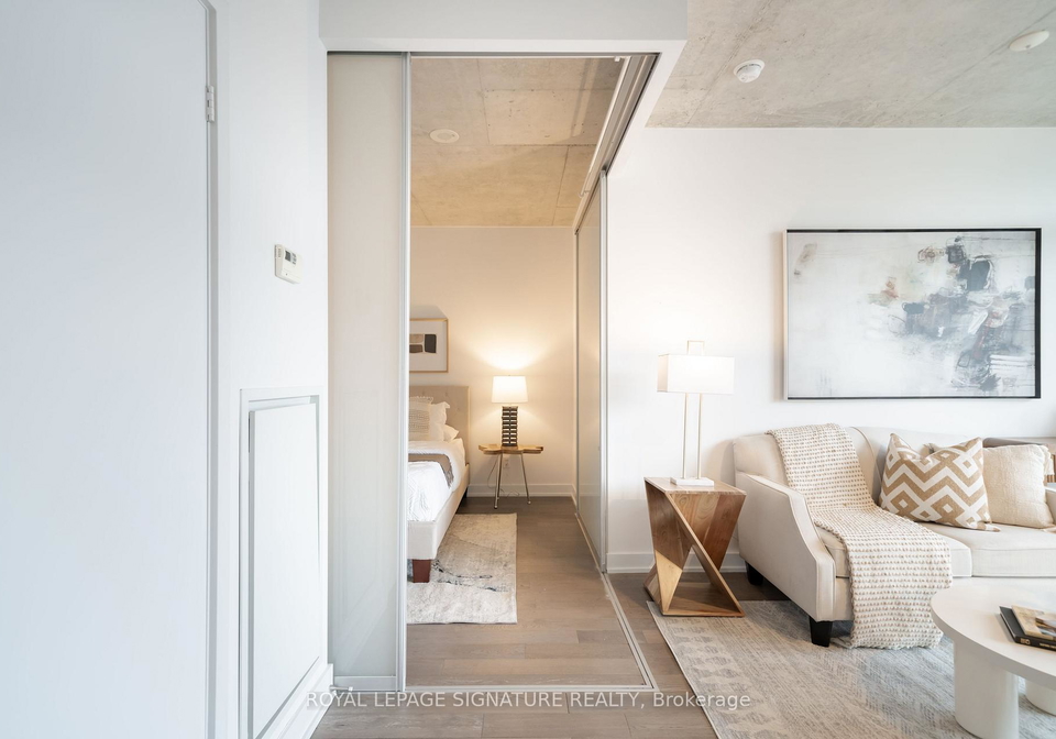 1190-dundas-street-e-toronto-toronto-ontario-e13613062