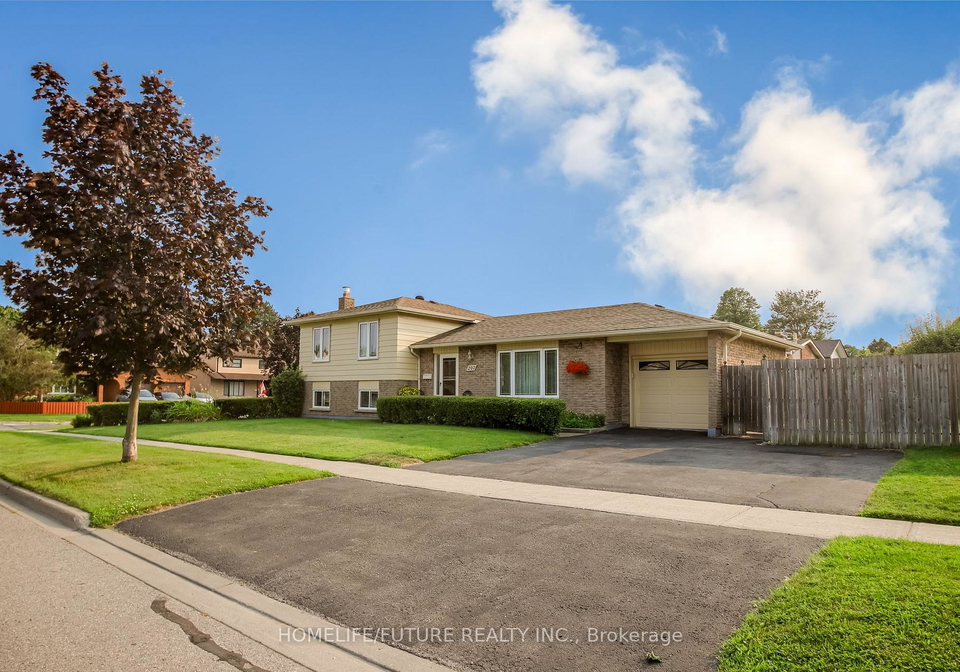 207-michael-boulevard-whitby-ontario-e13613454