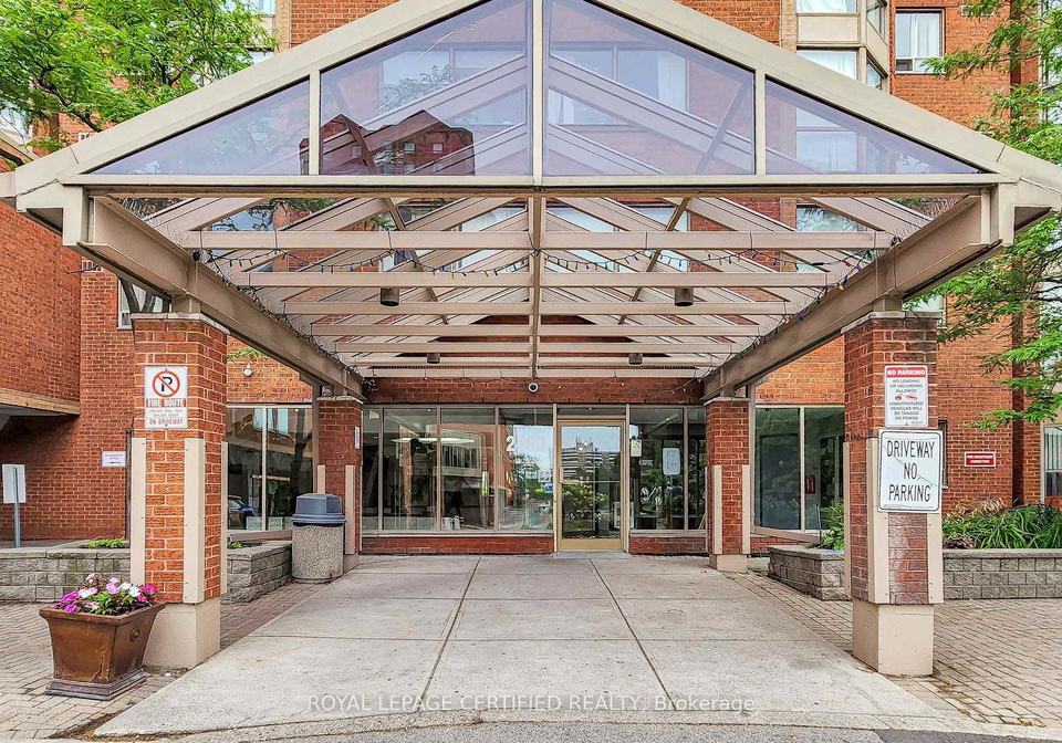 2460-eglinton-avenue-e-toronto-scarborough-ontario-e13613758