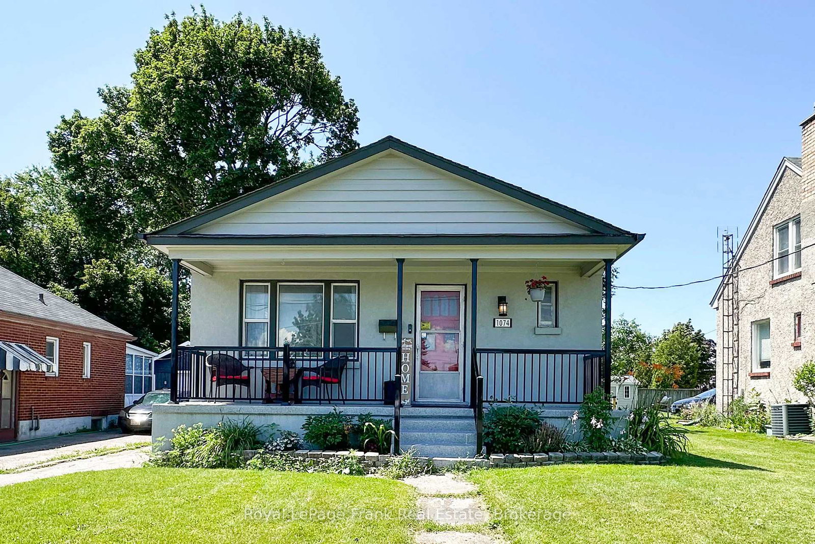 1074-simcoe-street-s-oshawa-ontario-e13613782