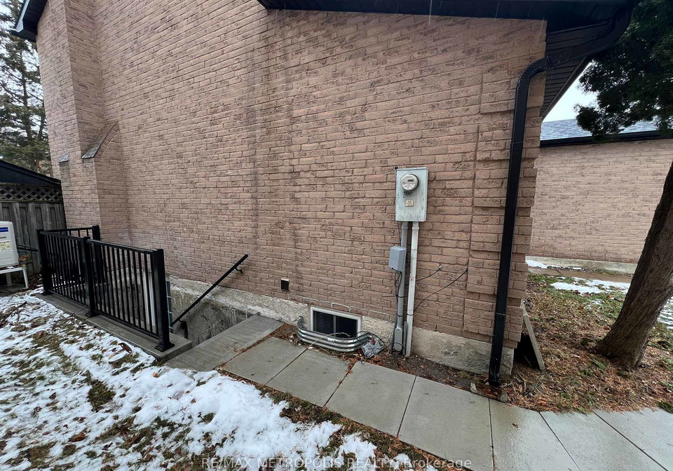 570-springview-drive-pickering-ontario-e13613842