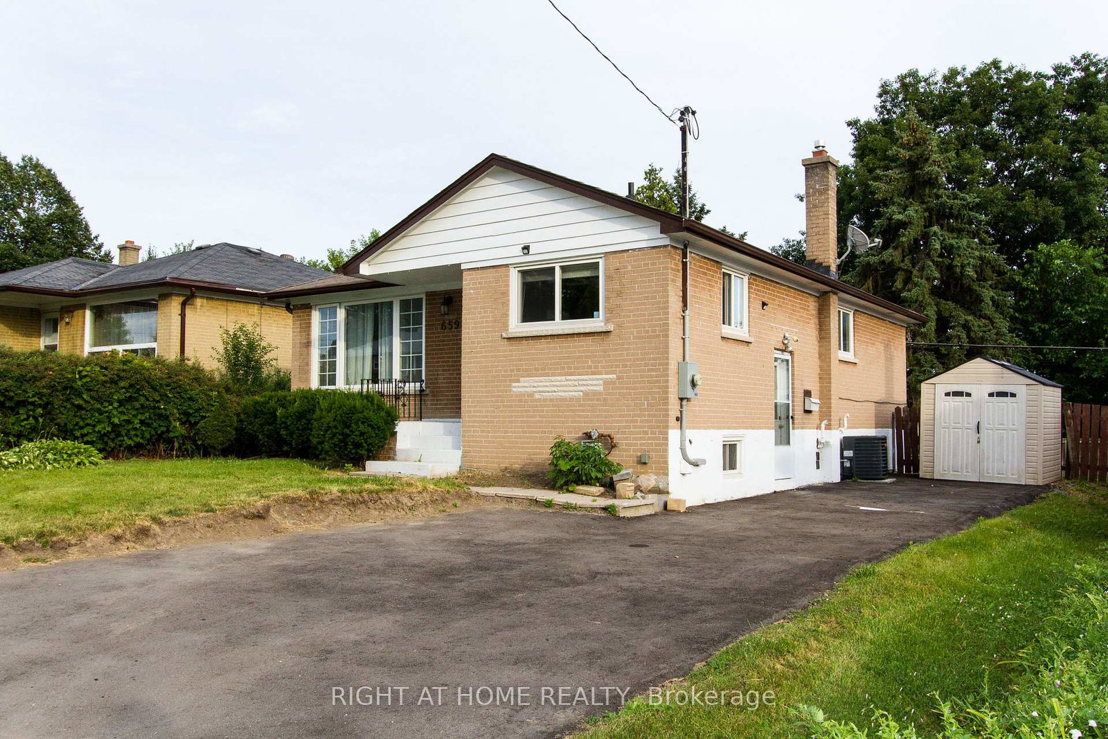 659-shakespeare-avenue-oshawa-ontario-e13614058