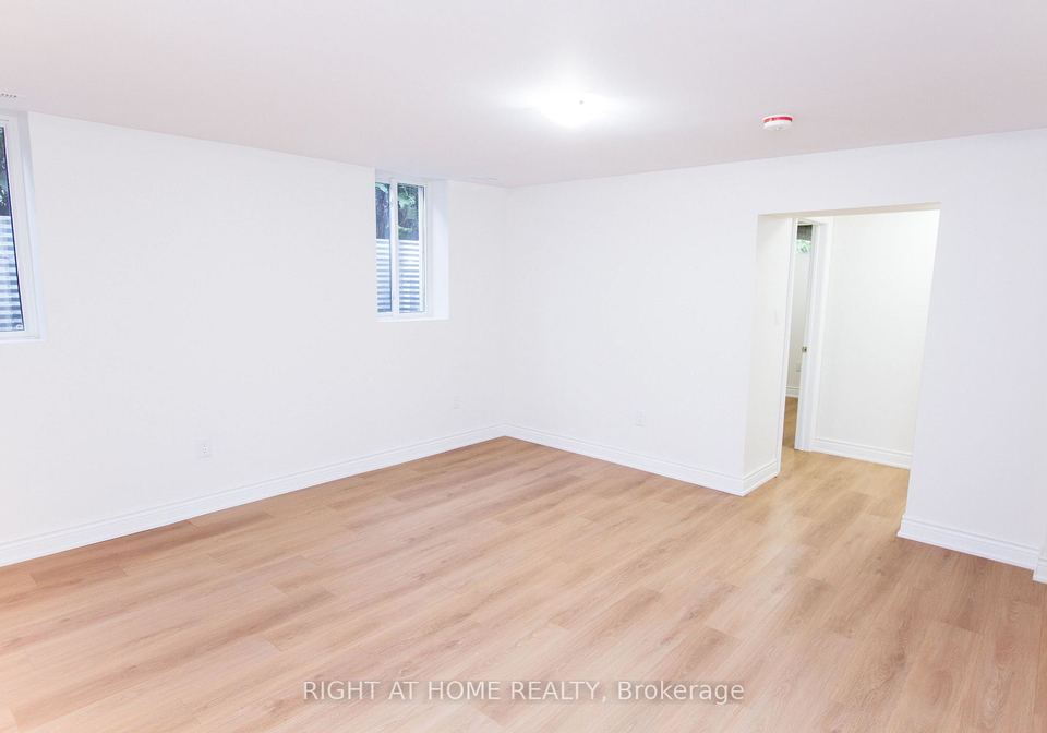 659-shakespeare-avenue-oshawa-ontario-e13614058