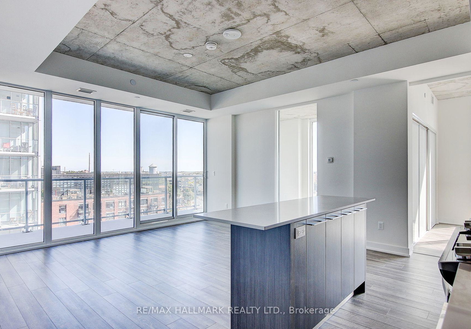 15-baseball-place-toronto-toronto-ontario-e13614558