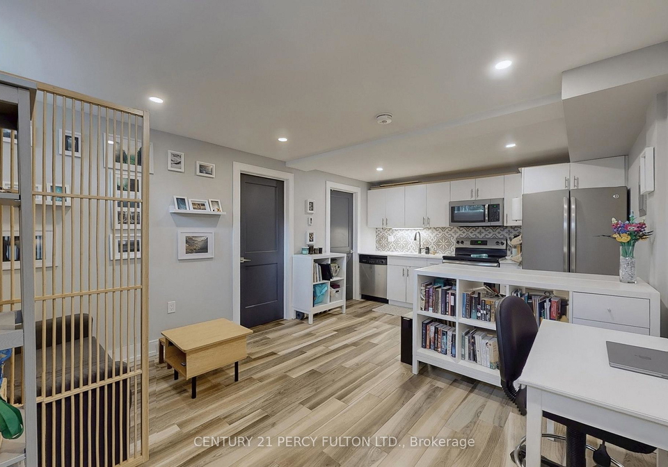 84-wiley-avenue-toronto-east-york-ontario-e13614564