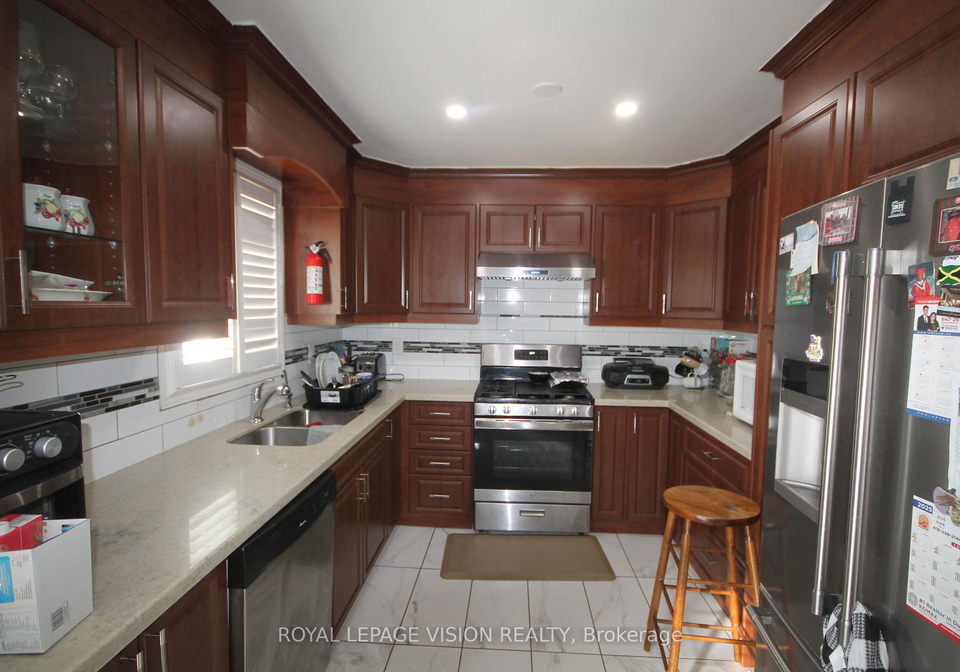 45-bradbury-crescent-ajax-ontario-e13614602