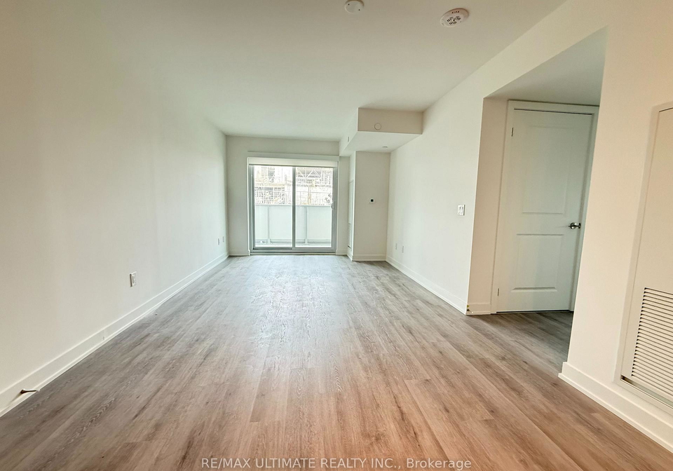 1010-sandy-beach-road-pickering-ontario-e13614798