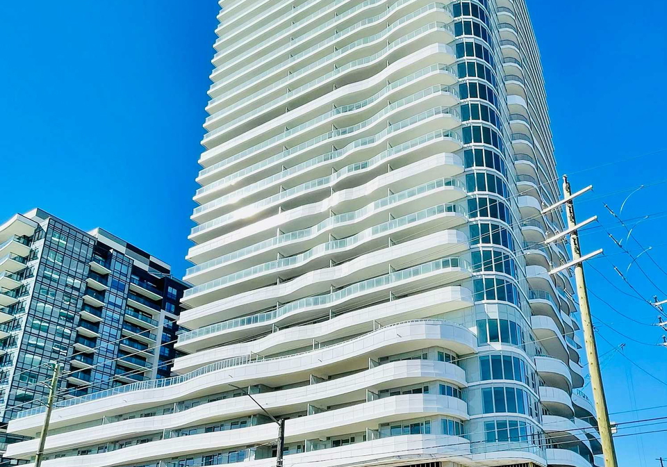 1010-sandy-beach-road-pickering-ontario-e13614834