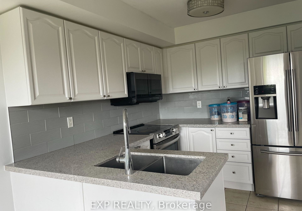 1036-southport-drive-oshawa-ontario-e13614838
