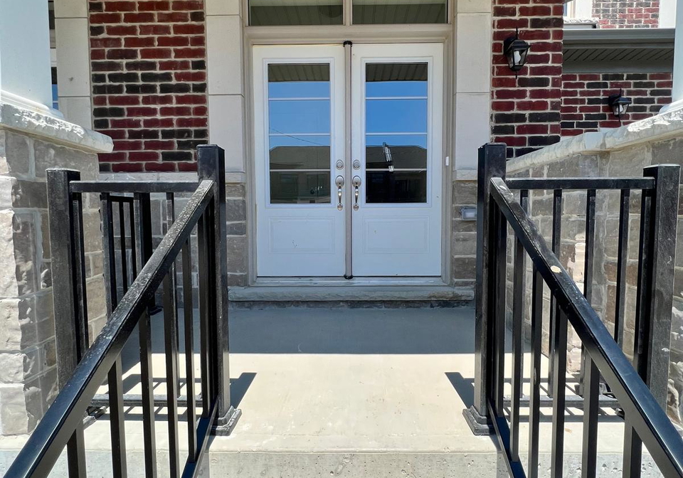 1224-rexton-drive-oshawa-ontario-e13614972