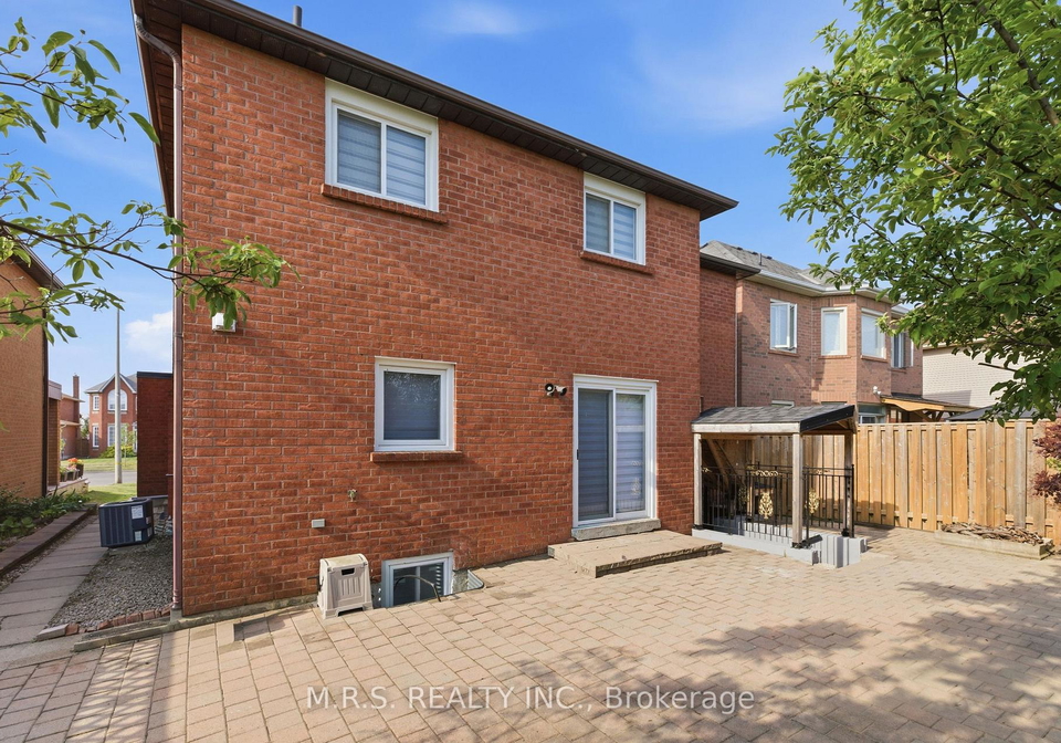 1652-major-oaks-road-pickering-ontario-e13615030
