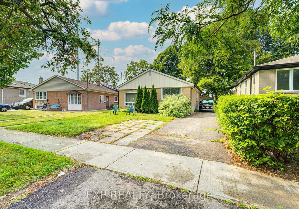 176-sedgemount-drive-toronto-scarborough-ontario-e13615106