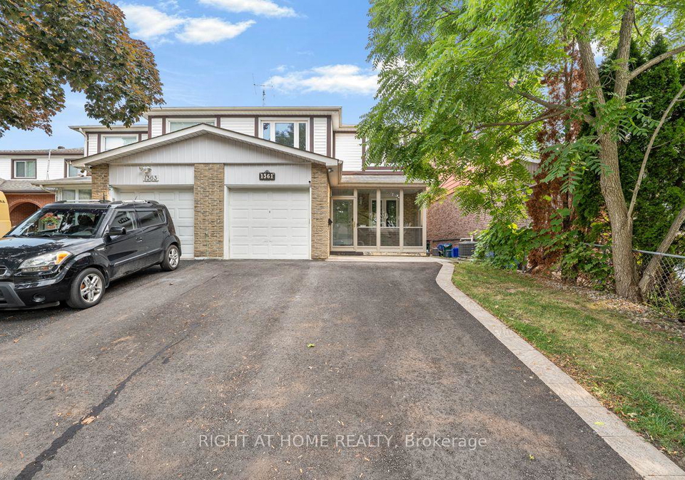 1361-brands-court-pickering-ontario-e13615238