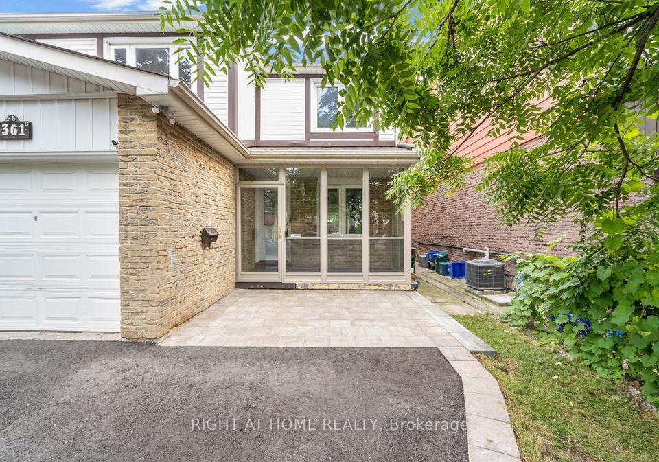 1361-brands-court-pickering-ontario-e13615238