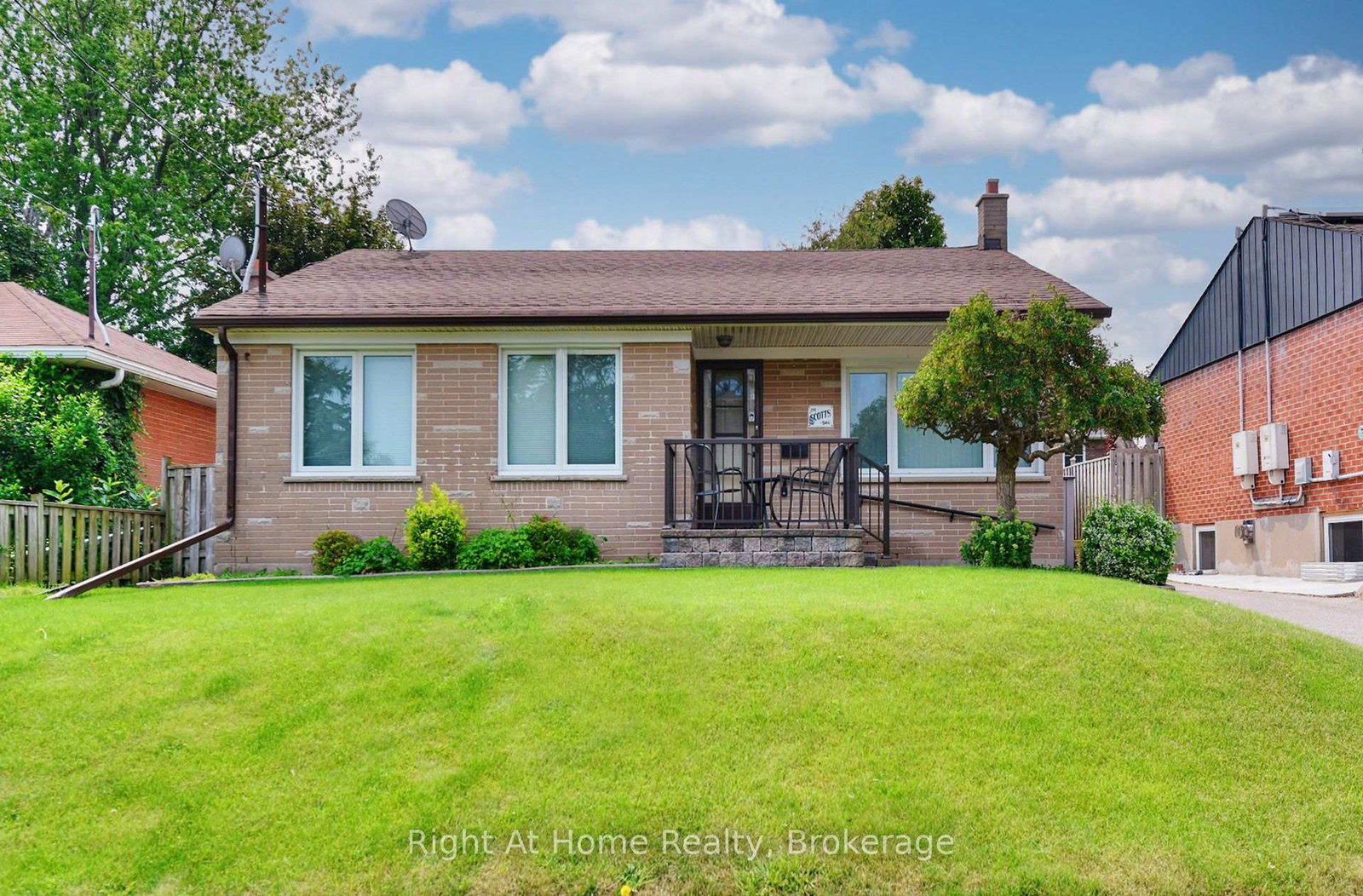 544-s-harmony-road-s-oshawa-ontario-e13615428