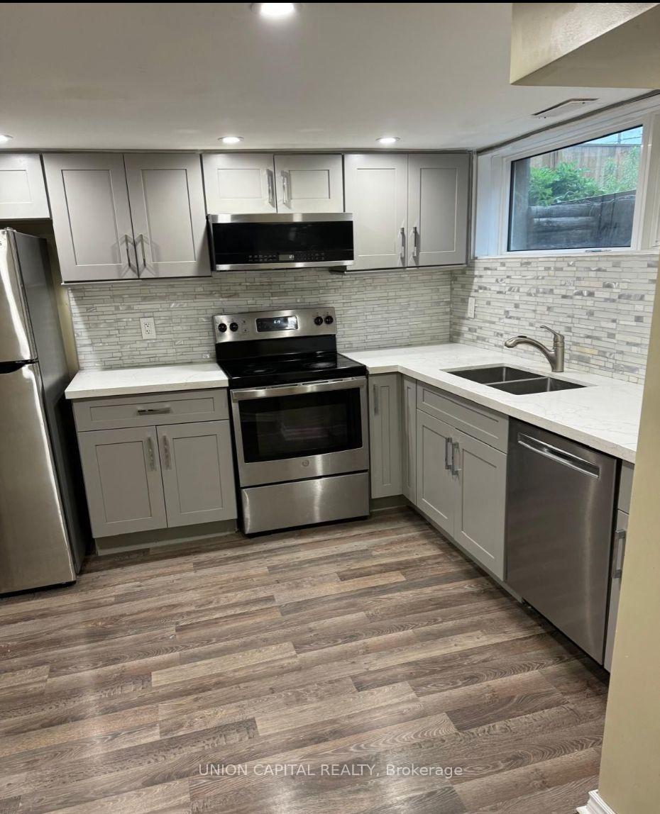 427-rossland-road-w-oshawa-ontario-e13616172