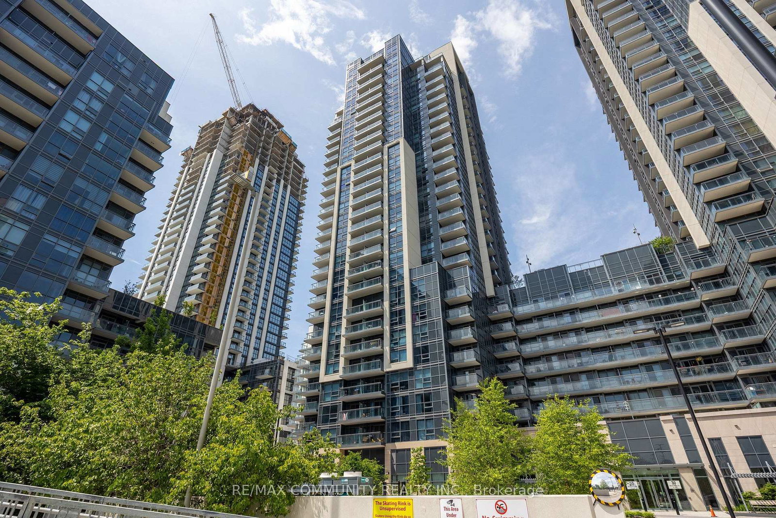 20-meadowglen-place-toronto-scarborough-ontario-e13616546