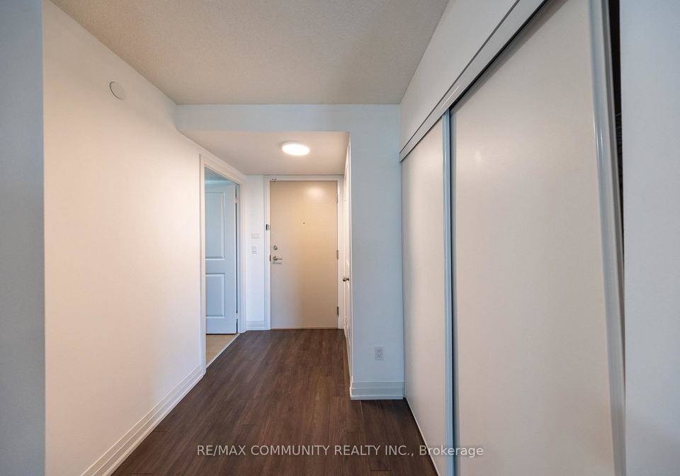 20-meadowglen-place-toronto-scarborough-ontario-e13616546
