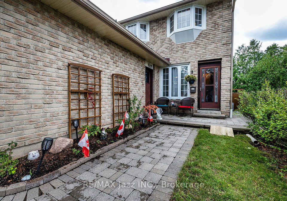 1305-sunnybrae-crescent-oshawa-ontario-e13616822