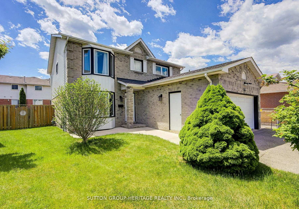 138-reed-drive-ajax-ontario-e13617098