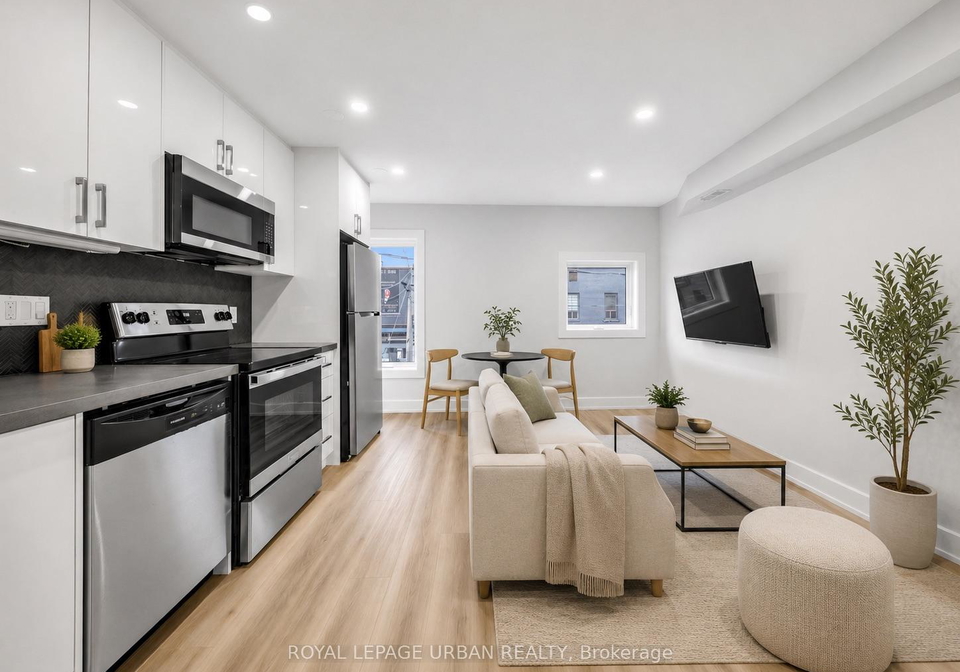 851-danforth-avenue-toronto-toronto-ontario-e13617252
