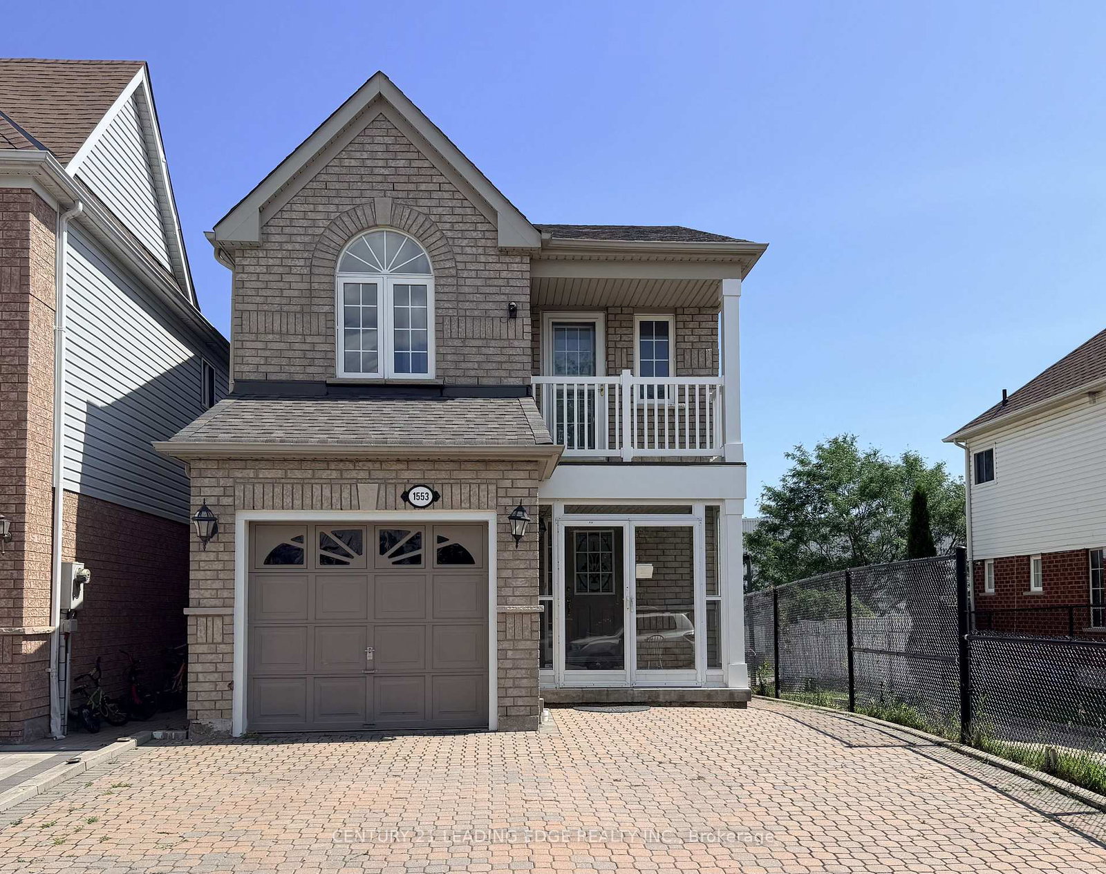 1553-avonmore-square-pickering-ontario-e13617368