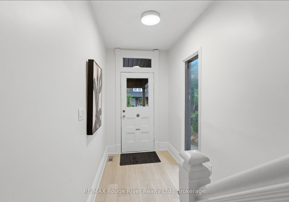 7-heyworth-crescent-toronto-toronto-ontario-e13617390