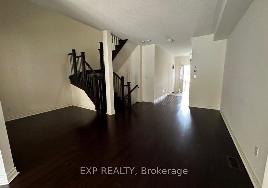 647-krawchuk-crescent-oshawa-ontario-e13617780