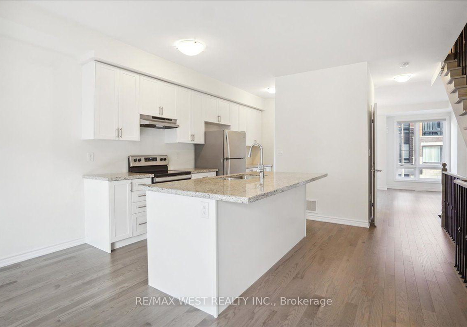 30-lake-trail-way-whitby-ontario-e13618192