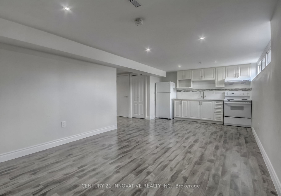 17-tralee-avenue-toronto-scarborough-ontario-e13618354