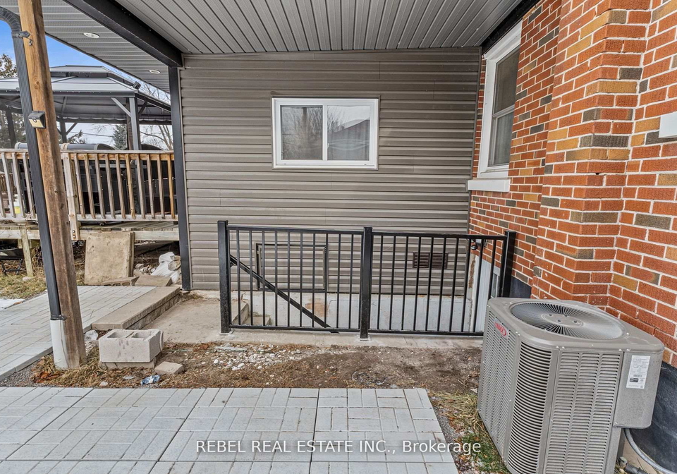 33cadillac-avenue-s-oshawa-ontario-e13618448