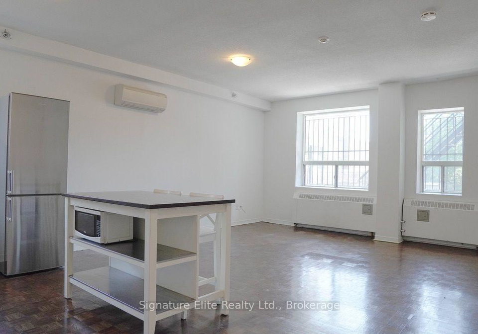 529-danforth-avenue-toronto-toronto-ontario-e13618772