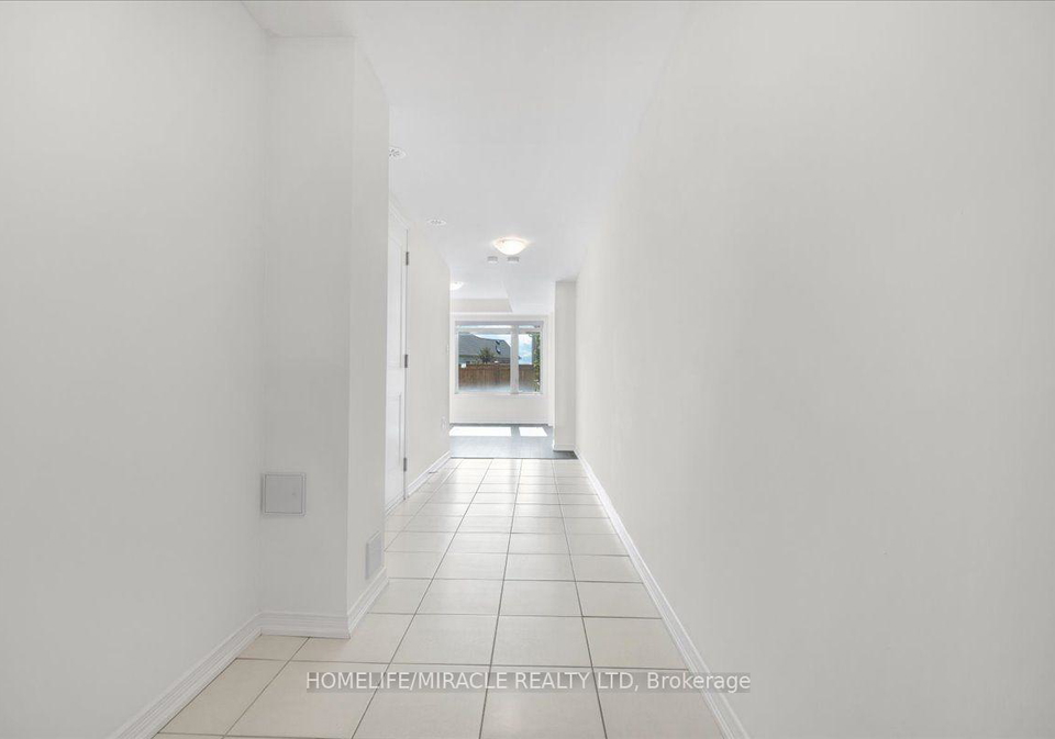 1392-coral-springs-path-oshawa-ontario-e13619154
