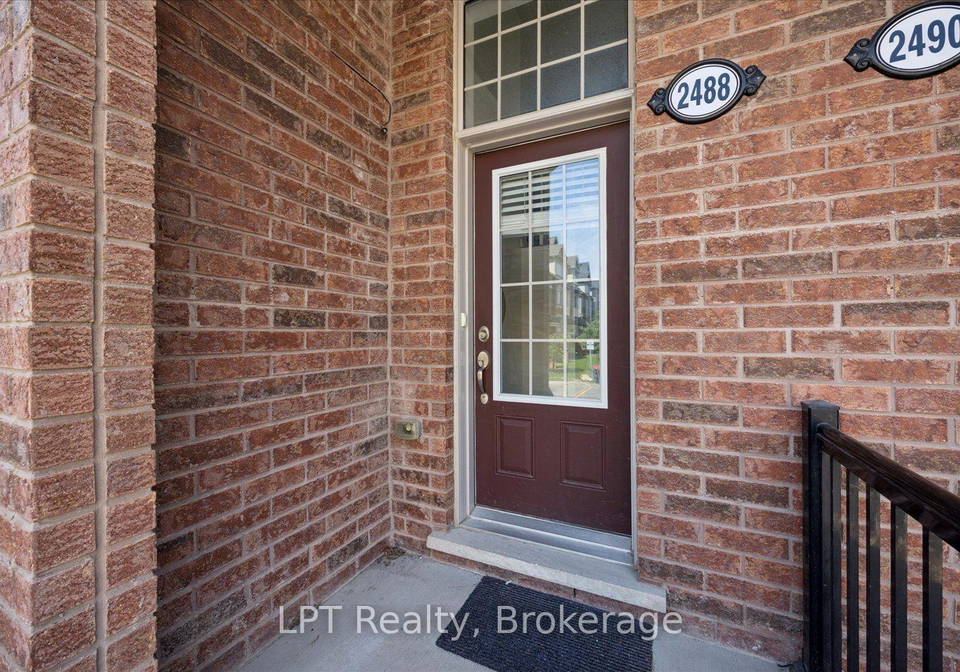 2488-bromus-path-oshawa-ontario-e13620372
