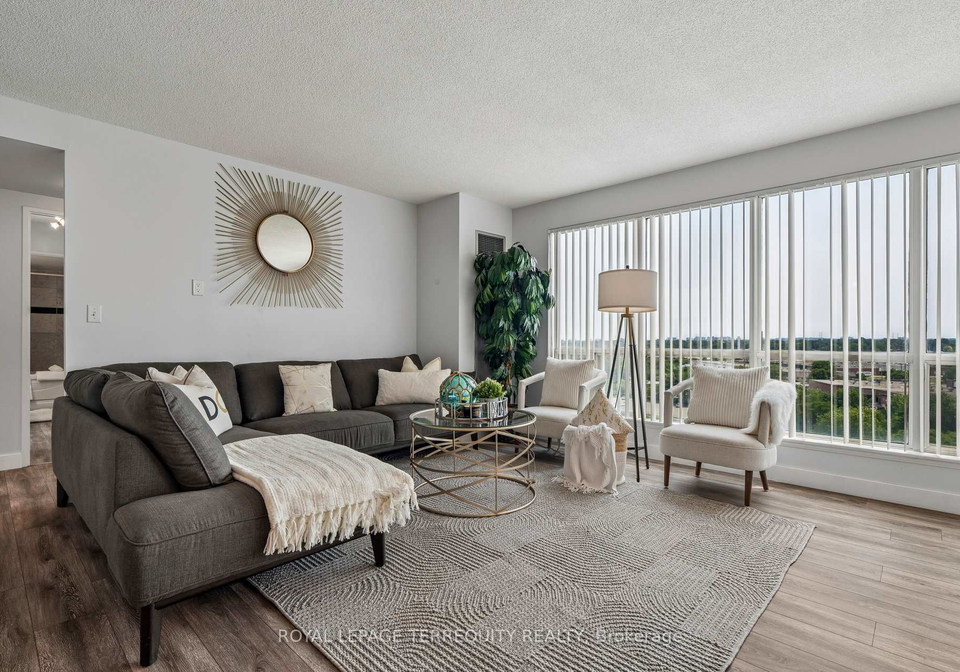 18-lee-centre-drive-toronto-scarborough-ontario-e13620402