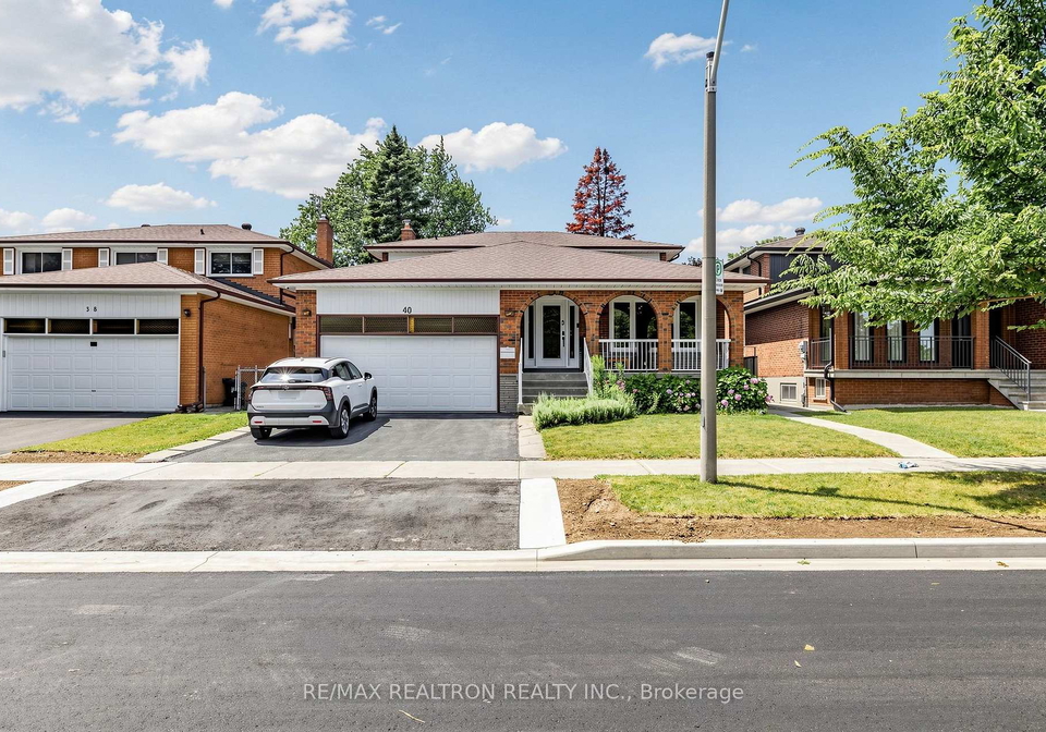 40-sesame-street-toronto-scarborough-ontario-e13620522