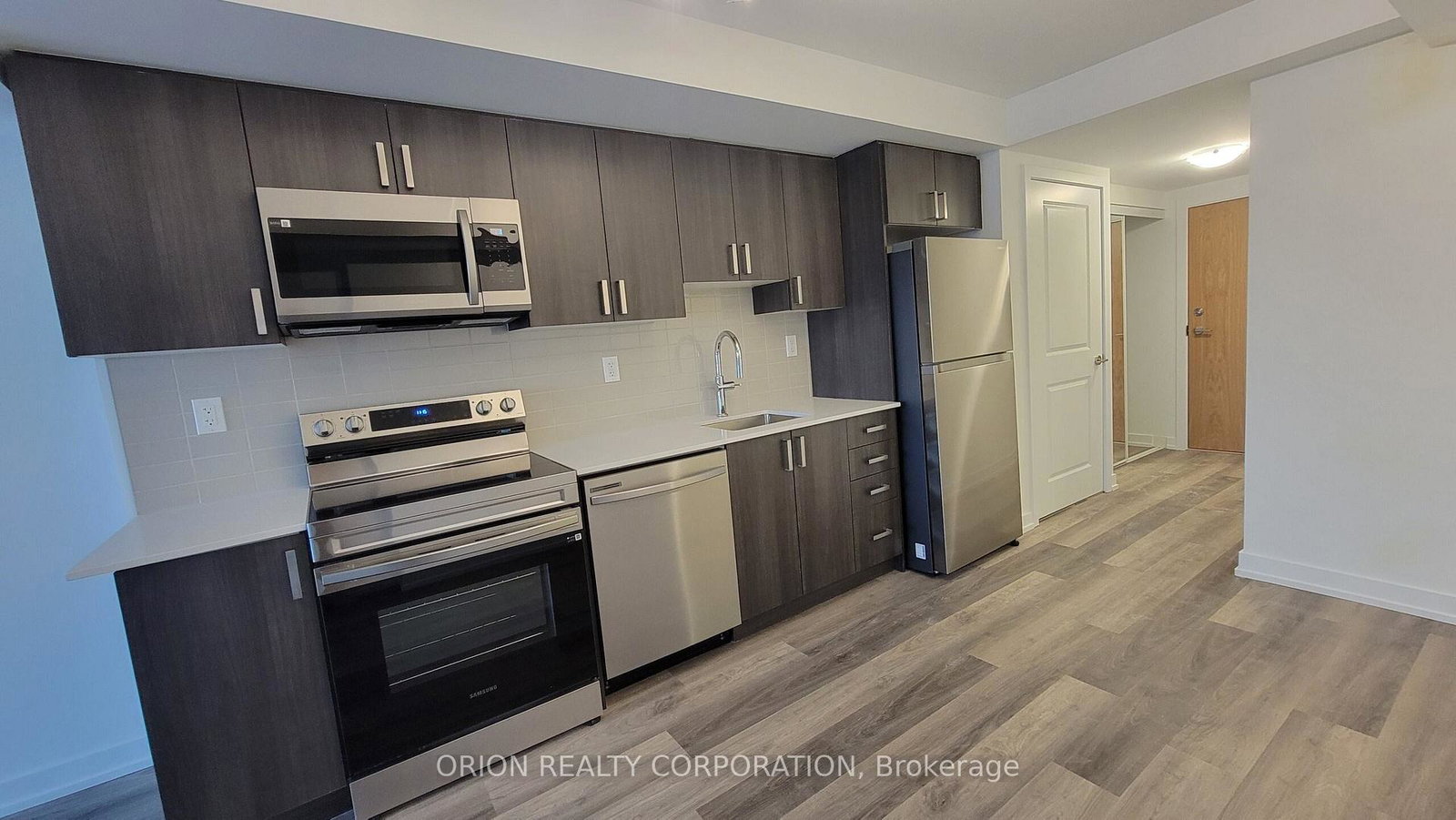 1435-celebration-drive-pickering-ontario-e13620614