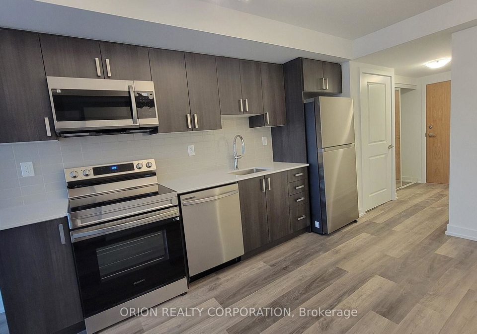 1435-celebration-drive-pickering-ontario-e13620614